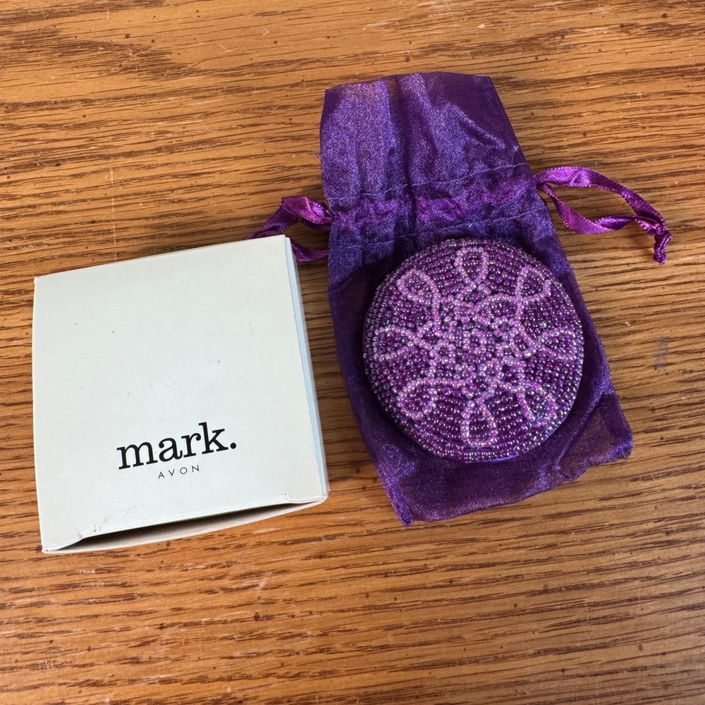 Mark by Avon Karmala Beaded Mirror Purple Seed Bead Compact Mandala Vintage 2005